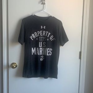 Men’s UA USMC shirt. Size M